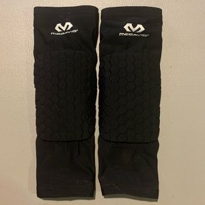 Basketball knee pads